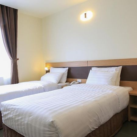 Punt Hotel Хайфон Экстерьер фото